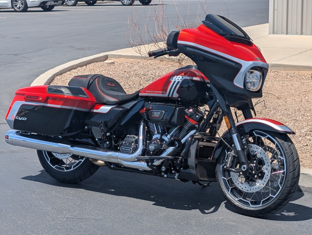 2024 Harley-Davidson Street Glide - Photo 3