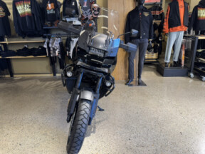 2023 Harley-Davidson<sup>®</sup> Pan America™ 1250 thumb 2