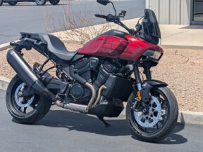 2025 Harley-Davidson® Pan America® 1250 ST thumb 2