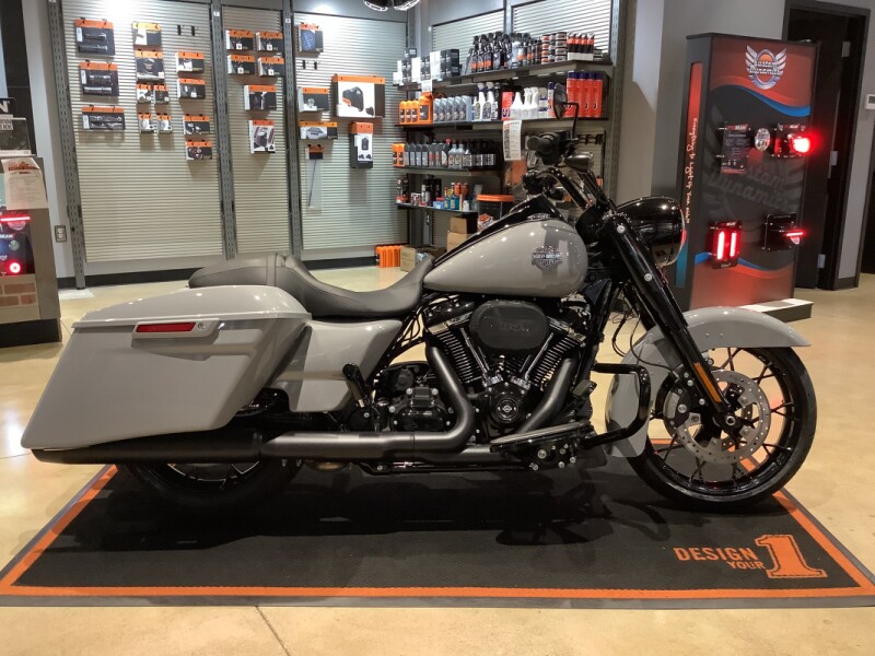 Harley-Davidson<sup>®</sup> Road King<sup>®</sup> Special 2025 FLHRXS T29-25 Billiard Gray