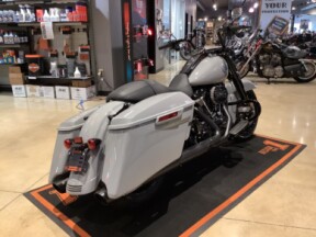 Harley-Davidson<sup>®</sup> Road King<sup>®</sup> Special 2025 FLHRXS T29-25 Billiard Gray thumb 1