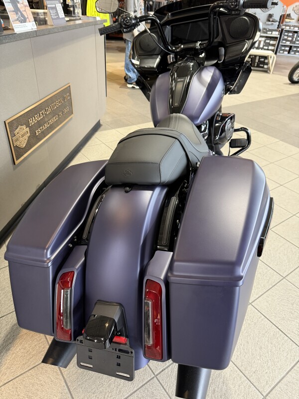 FLTRX 2025 Road Glide - Photo 8