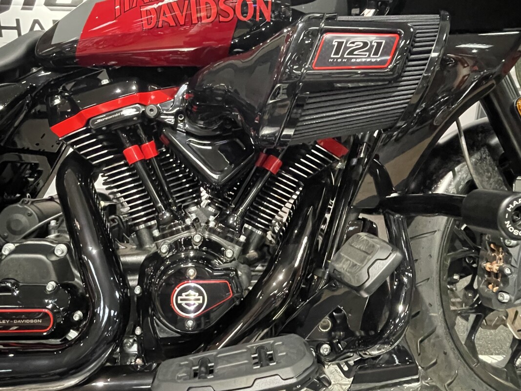 2025 Harley-Davidson CVO Road Glide ST - Photo 10