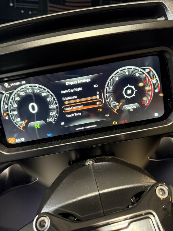 FLTRX 2025 Road Glide - Photo 5