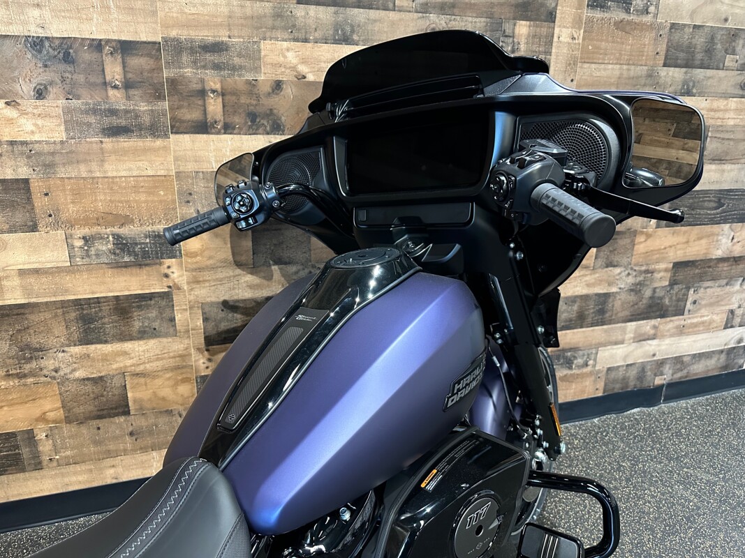 2025 Harley-Davidson Street Glide Purple Abyss Denim - Black Finish FLHX - Photo 6