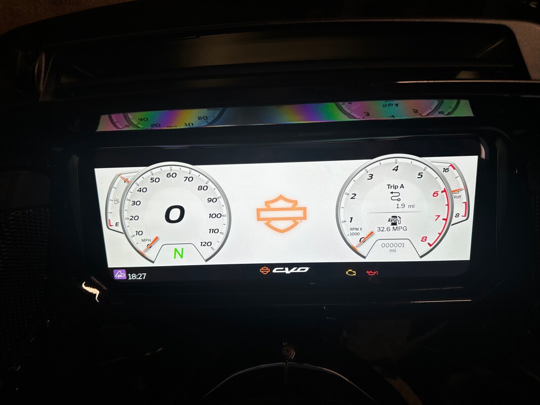 2025 Harley-Davidson CVO Road Glide ST Hot Lap FLTRXSTSE - Photo 7