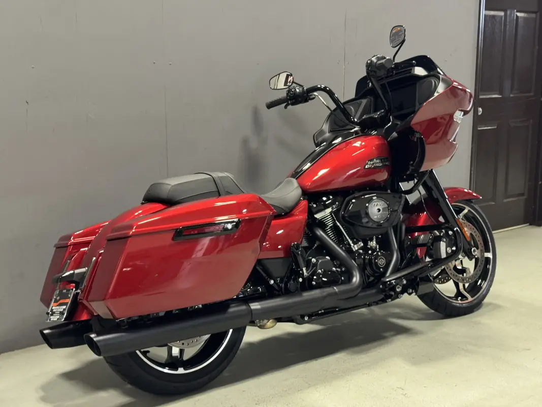 FLTRX 2025 Road Glide - Photo 5