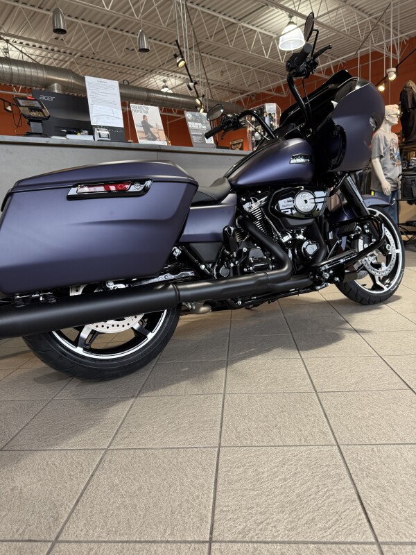 FLTRX 2025 Road Glide - Photo 6
