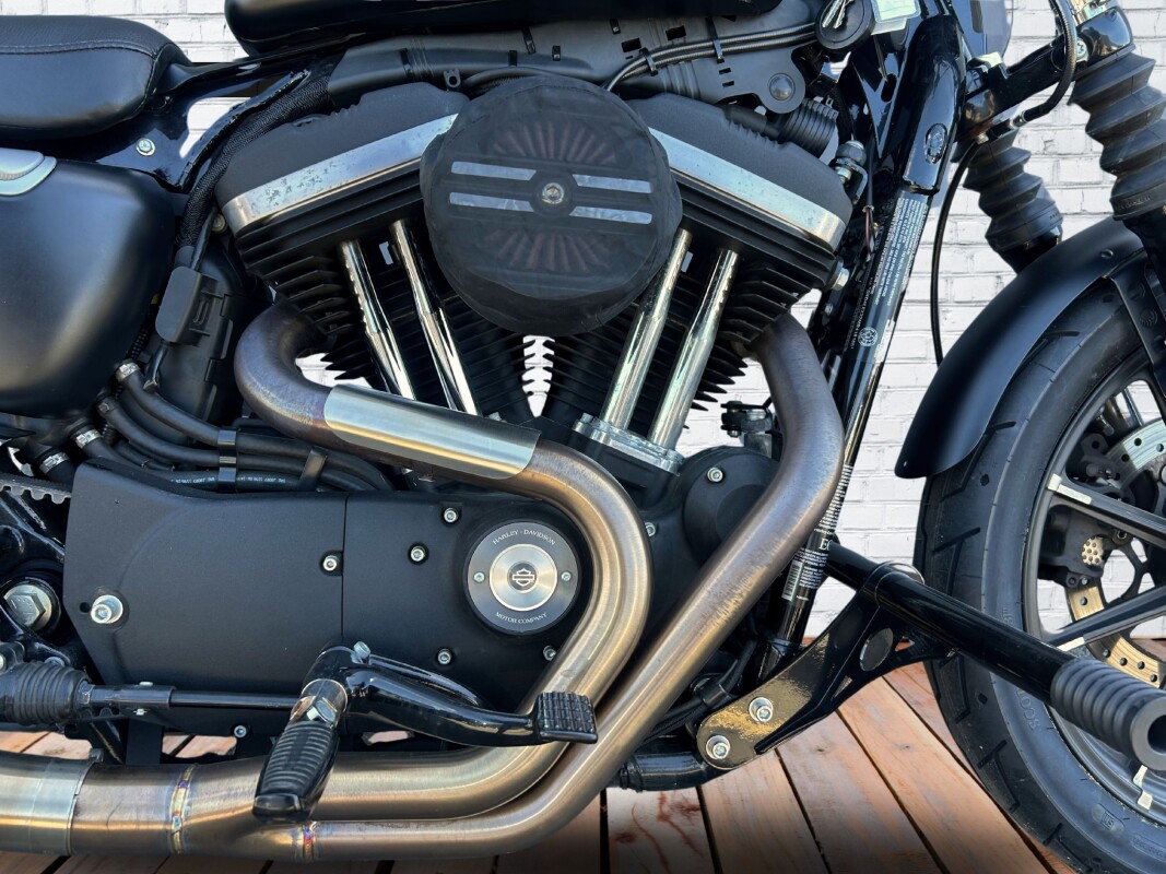 2021 Harley-Davidson Iron 883 Denim Black - Photo 4