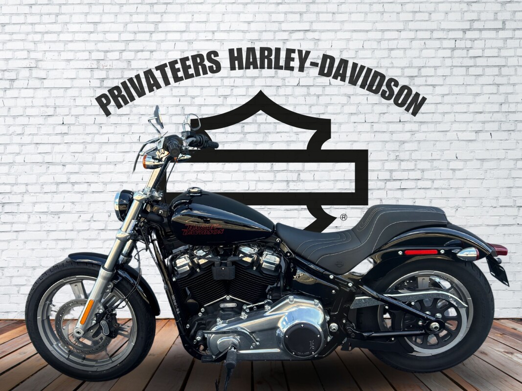 2024 Harley-Davidson Softail Standard Vivid Black w/Cast Wheels - Photo 2