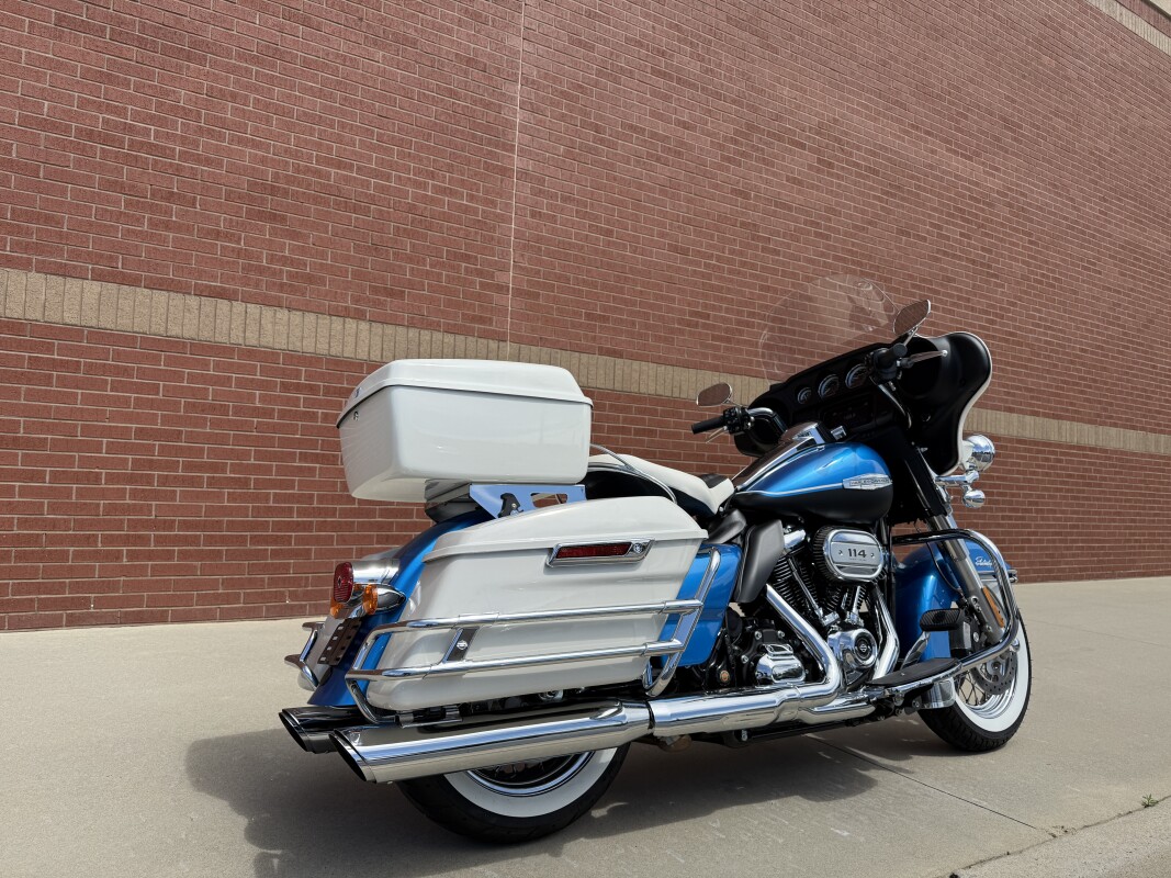 FLH 2021 Electra Glide Revival - Photo 3