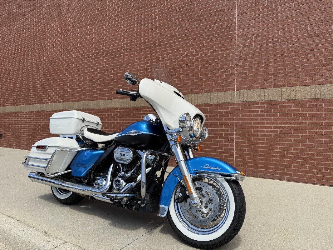 FLH 2021 Electra Glide Revival - Photo 2