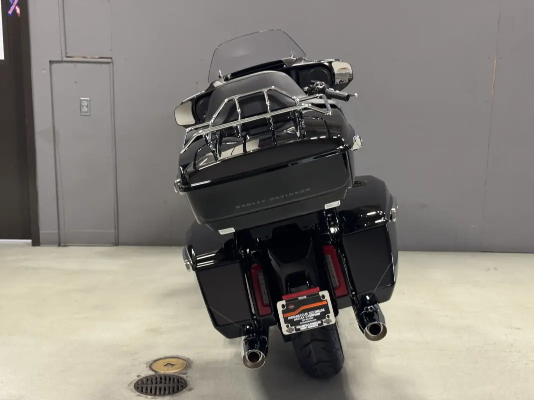 FLHXU 2025 Street Glide Ultra - Photo 7