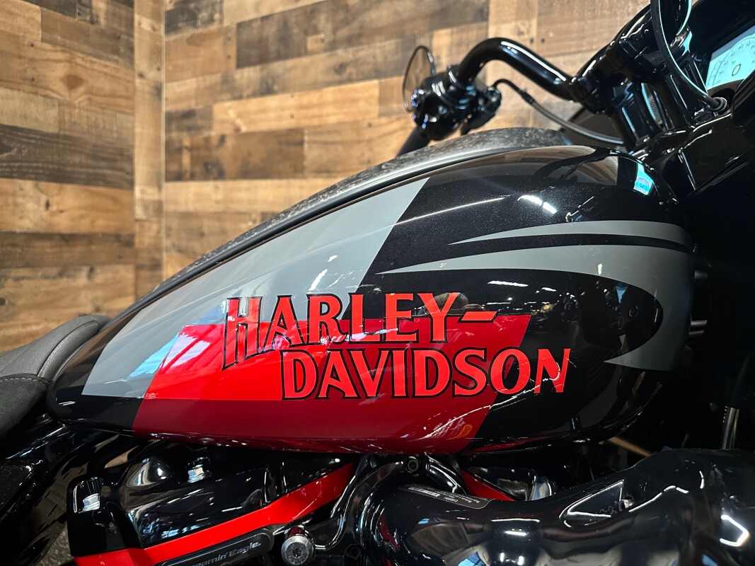 2025 Harley-Davidson CVO Road Glide ST Hot Lap FLTRXSTSE - Photo 9