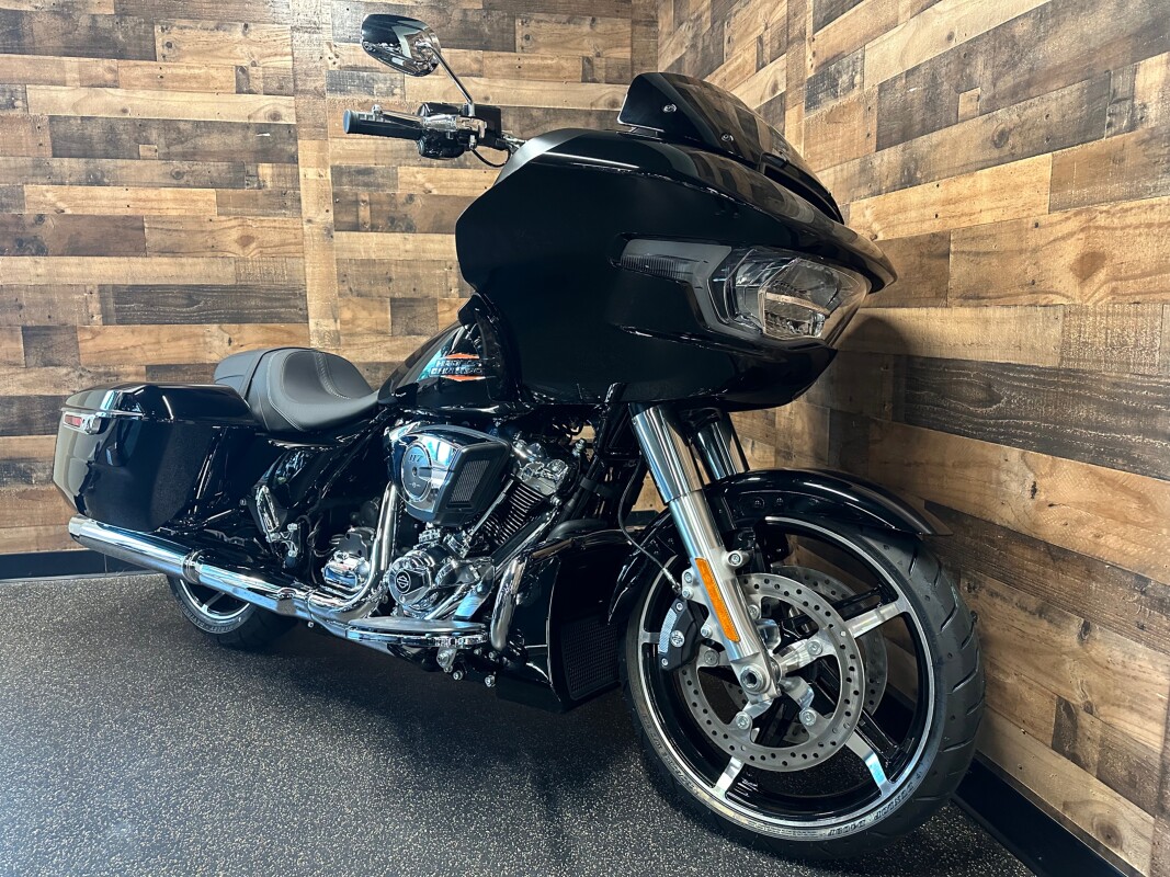 2025 Harley-Davidson Road Glide Vivid Black FLTRX - Photo 3