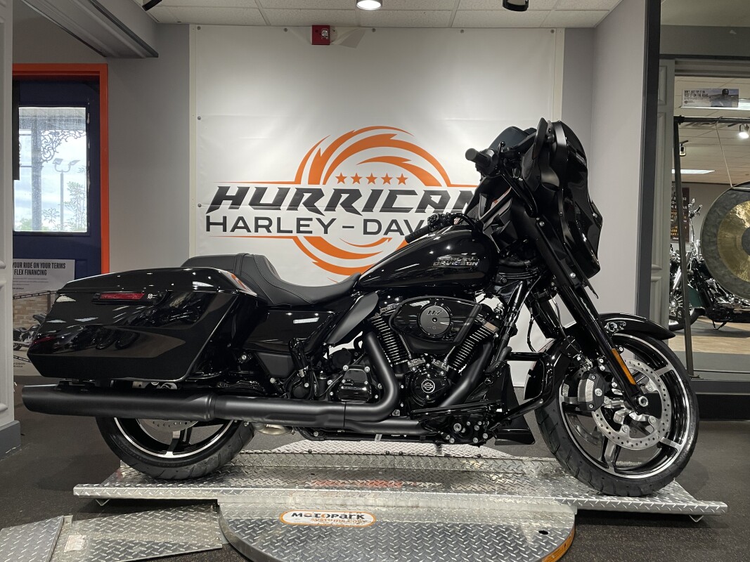 2025 Harley-Davidson Street Glide – Signature Touring Style