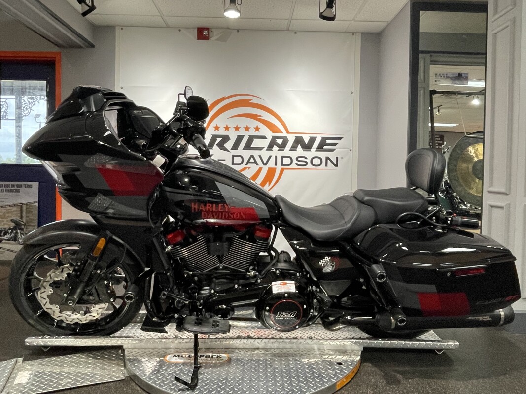 2025 Harley-Davidson CVO Road Glide ST - Photo 5