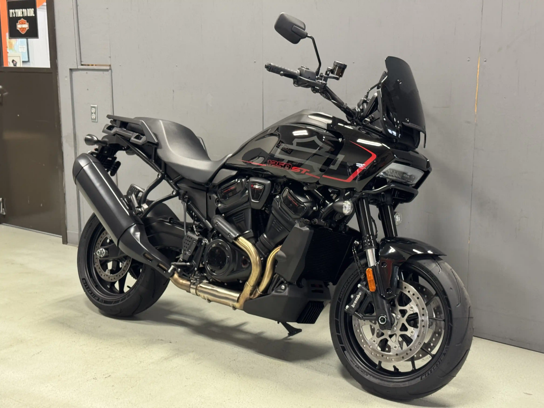 RA1250ST 2025 Pan America® 1250 ST