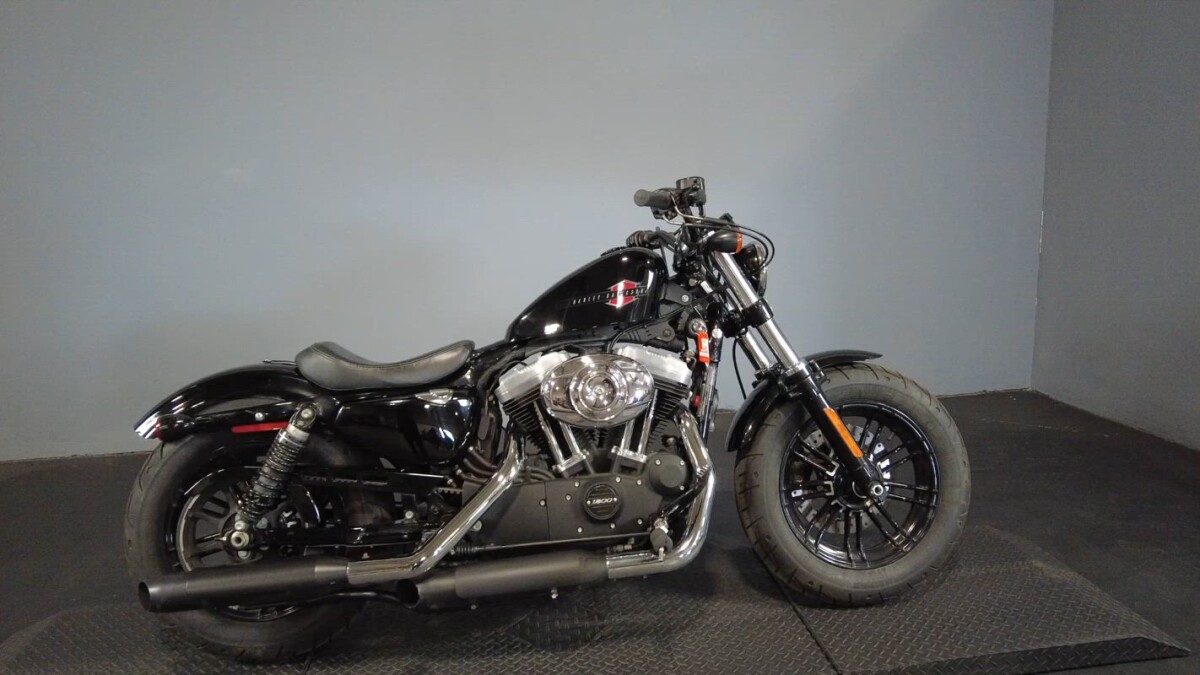 Harley-Davidson 黒 タンク National Powersports Distributors