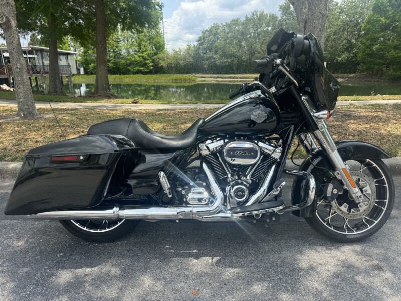 2021 Harley-Davidson<sup>®</sup> Street Glide<sup>®</sup> Special