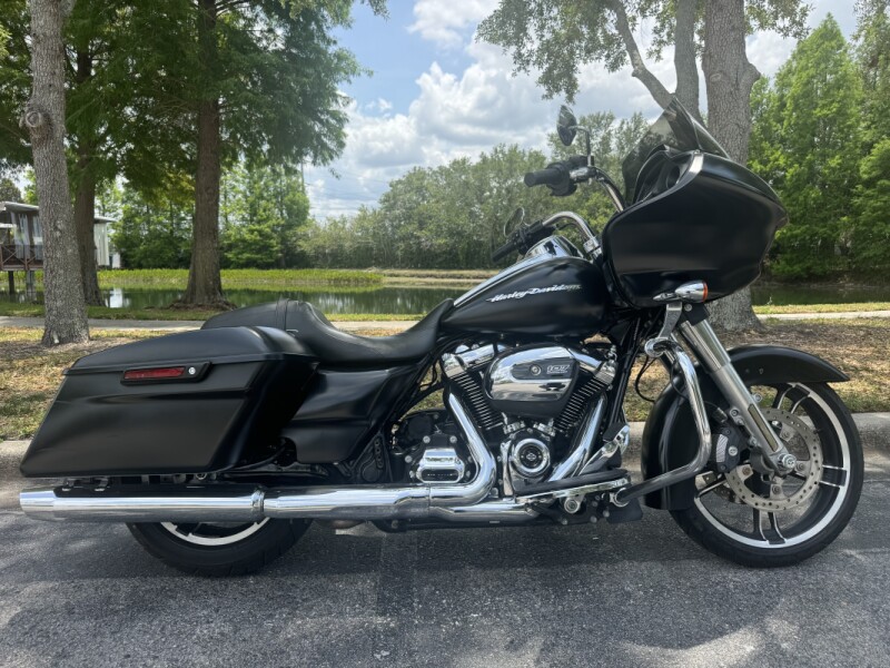 2017 Harley-Davidson<sup>®</sup> Road Glide<sup>®</sup> Special