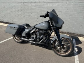 2022 FLHXST Street Glide ST 117ci  thumb 2