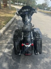 2021 Harley-Davidson<sup>®</sup> Street Glide<sup>®</sup> Special thumb 1