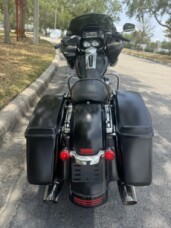 2017 Harley-Davidson<sup>®</sup> Road Glide<sup>®</sup> Special thumb 1