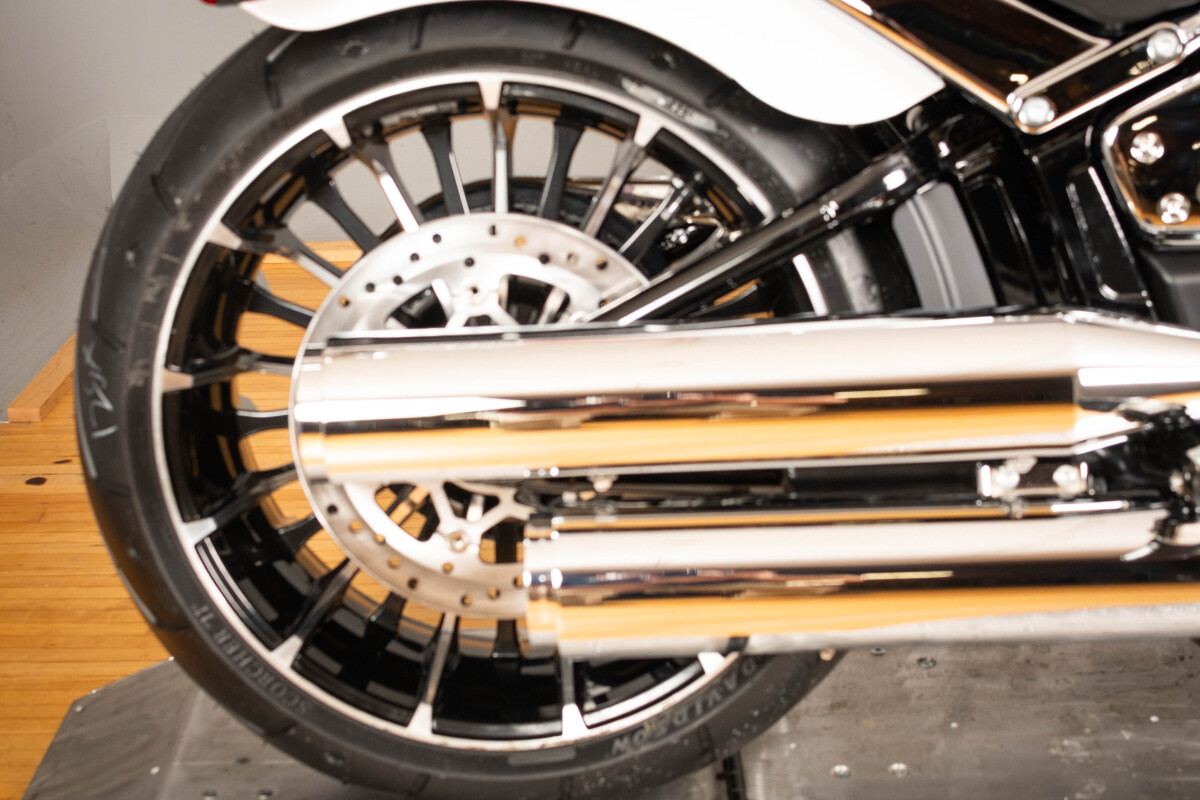 2024 Harley-Davidson Breakout 117 FXBR - Photo 3