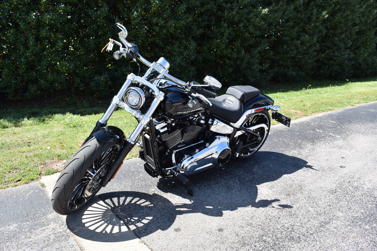 2025 Harley-Davidson Breakout – High-Performance Muscle Cruiser - Photo 5