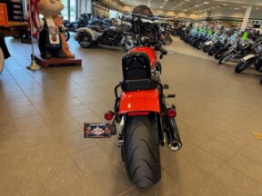 2020 Harley Davidson Softail Breakout FXBRS thumb 2