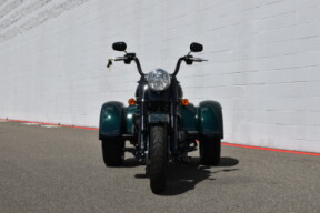 2024 Harley-Davidson® Freewheeler® FLRT thumb 1