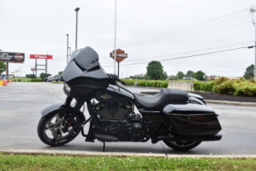 2025 Harley-Davidson Street Glide – Sleek Touring Cruiser thumb 0