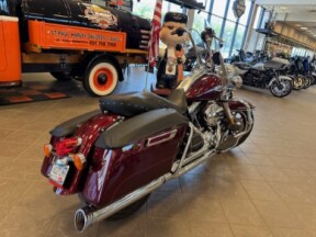 2014 Harley Davidson Road King FLHR thumb 3
