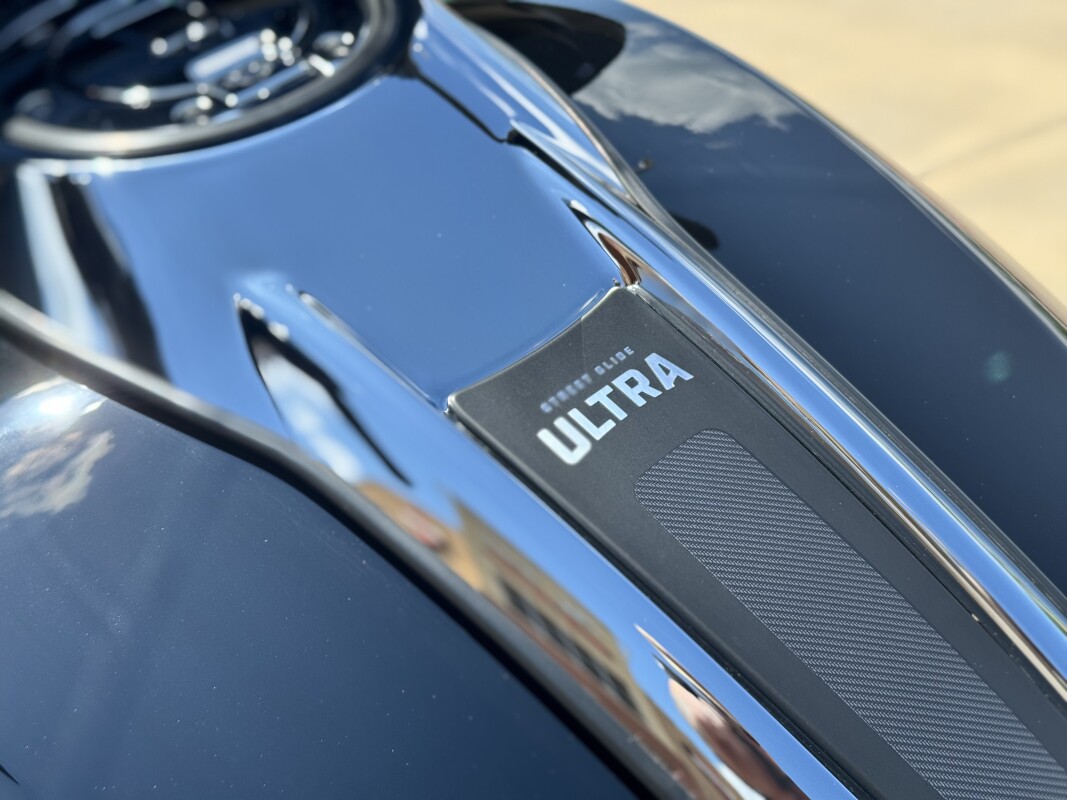 2025 Harley-Davidson Street Glide Ultra FLHXU Vivid Black 615766 - Photo 8