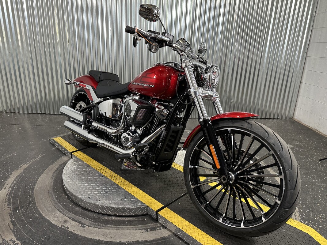 2025 Harley-Davidson Breakout Brilliant Red - Photo 2