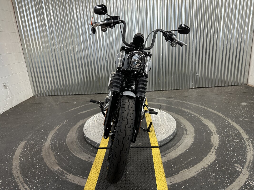 2025 Harley-Davidson Street Bob Billiard Grey w/Cast Wheels - Photo 3