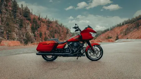 Comparing the 2025 Harley-Davidson® Road Glide® vs. Other Touring Bikes Near Pace, FL