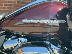 PRICE REDUCED! 2021 Harley-Davidson Road Glide Limited FLTRK thumb 3