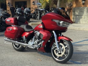 FLTRX 2025 Road Glide™ thumb 3