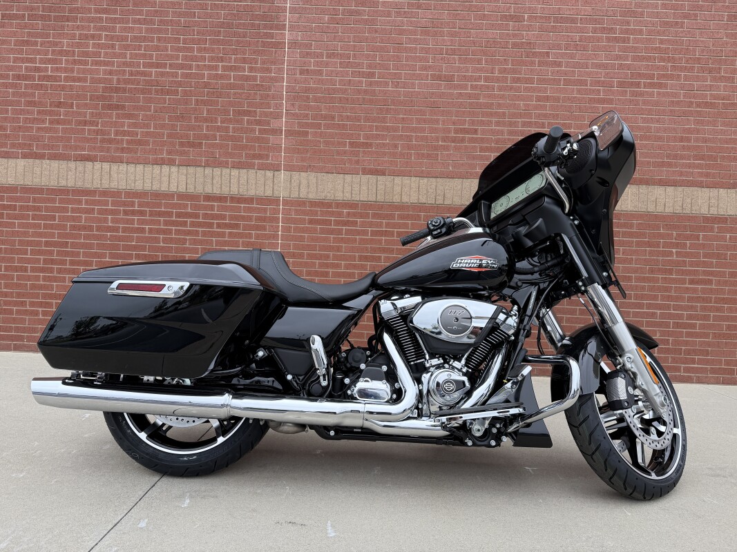 FLHX 2025 Street Glide