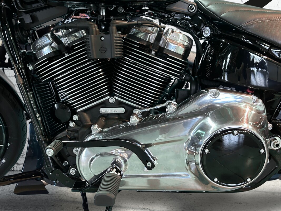 2025 Harley-Davidson Street Bob Vivid Black - Photo 7