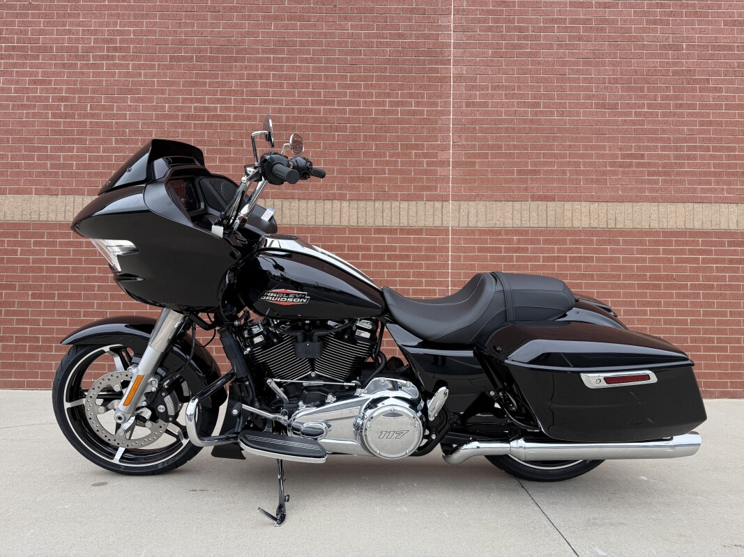 FLTRX 2025 Road Glide - Photo 5