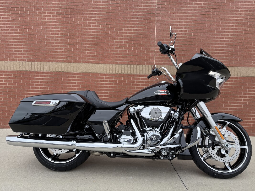 FLTRX 2025 Road Glide