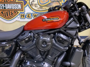 2025 Harley-Davidson<sup>®</sup> Nightster® Special Whiskey Fire thumb 3