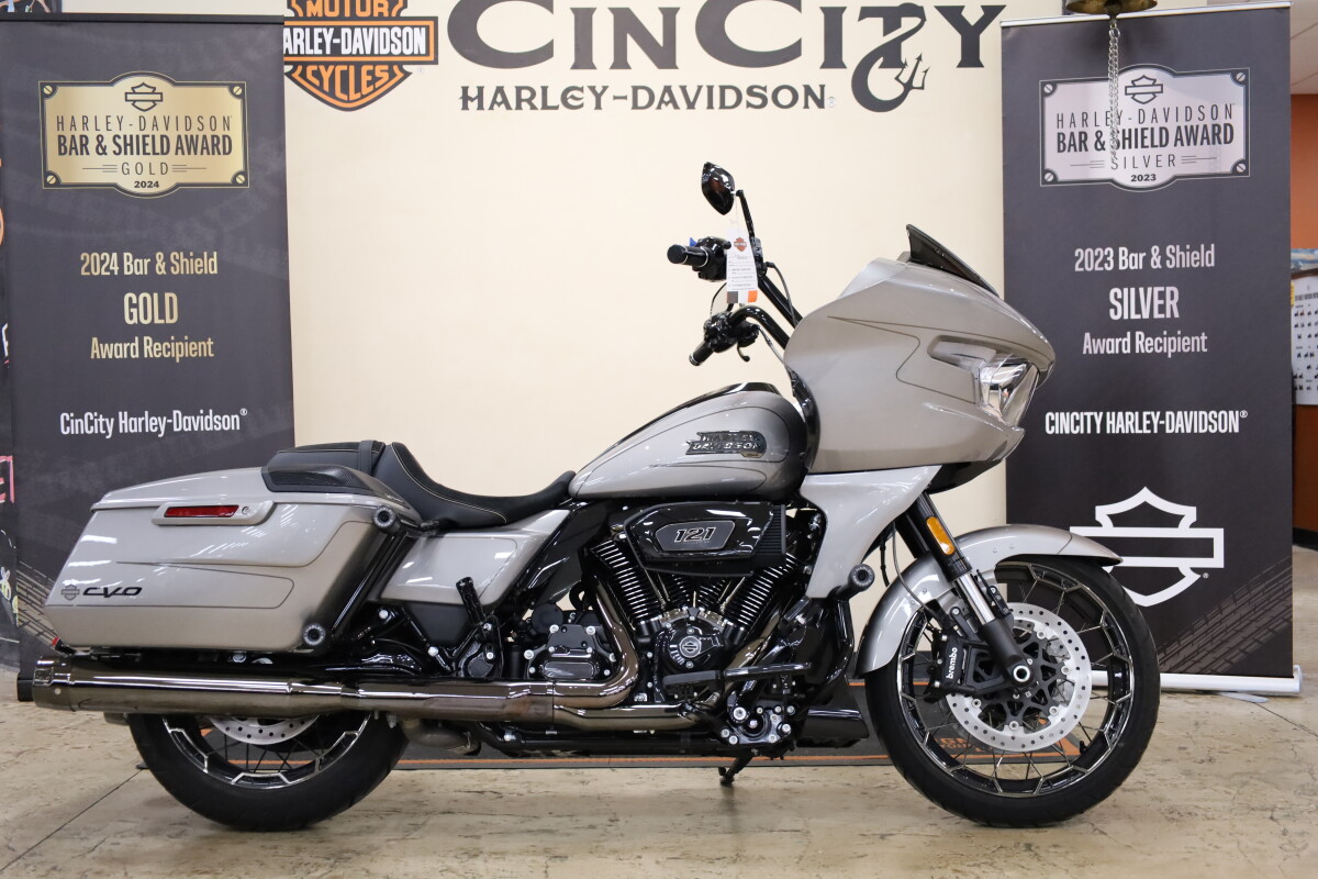 CVO™ Road Glide® | High Stakes Harley-Davidson®