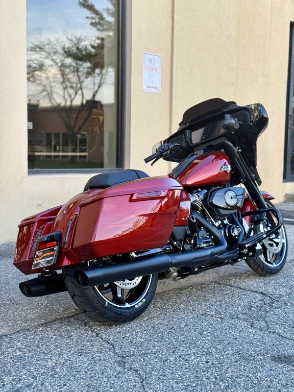 2025 Harley-Davidson Street Glide FLHX - Photo 4