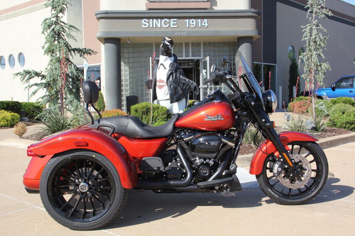 2025 Harley-Davidson Freewheeler - Photo 2