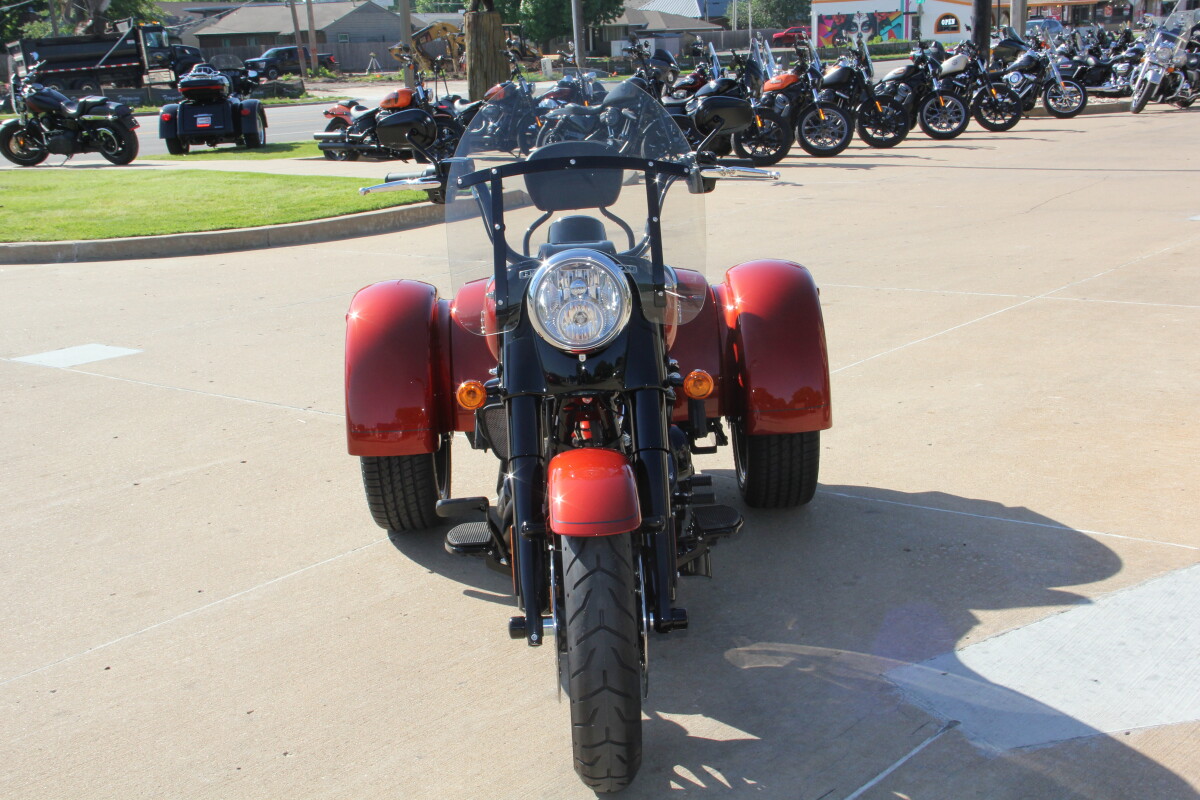 2025 Harley-Davidson Freewheeler - Photo 8