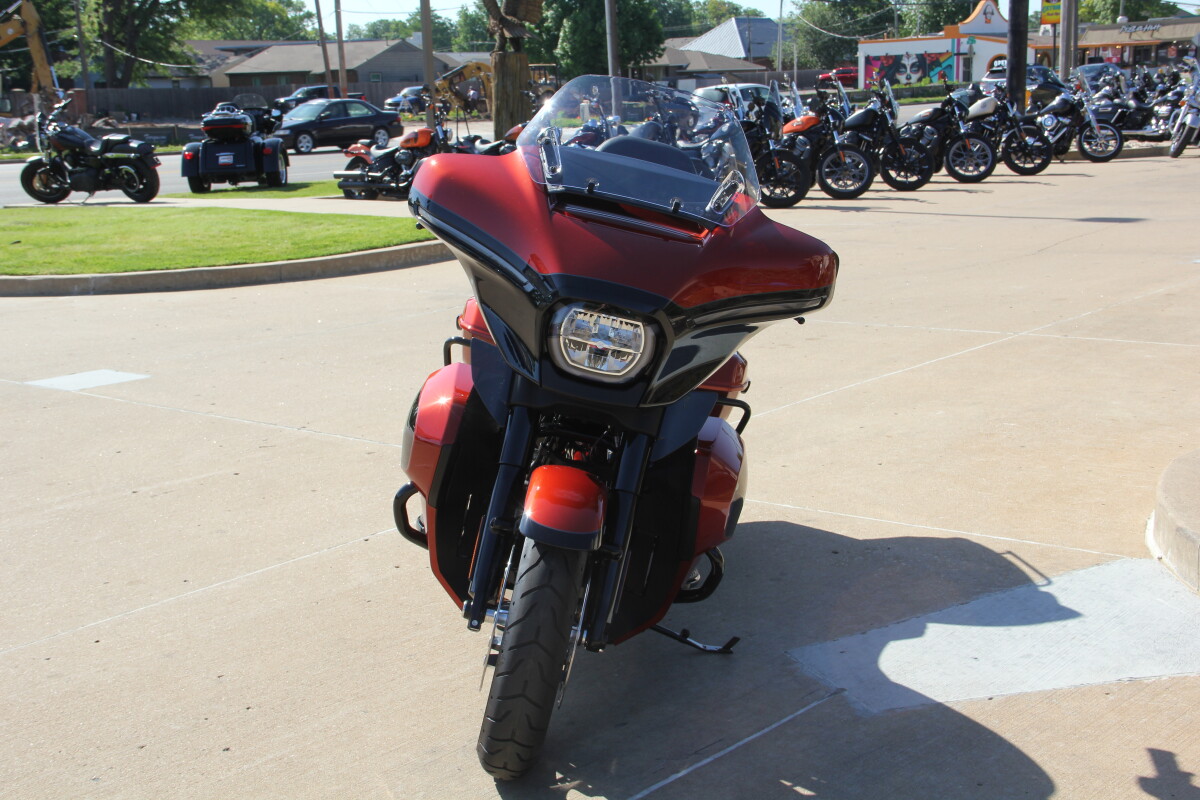 2025 Harley-Davidson Street Glide Ultra - Photo 8